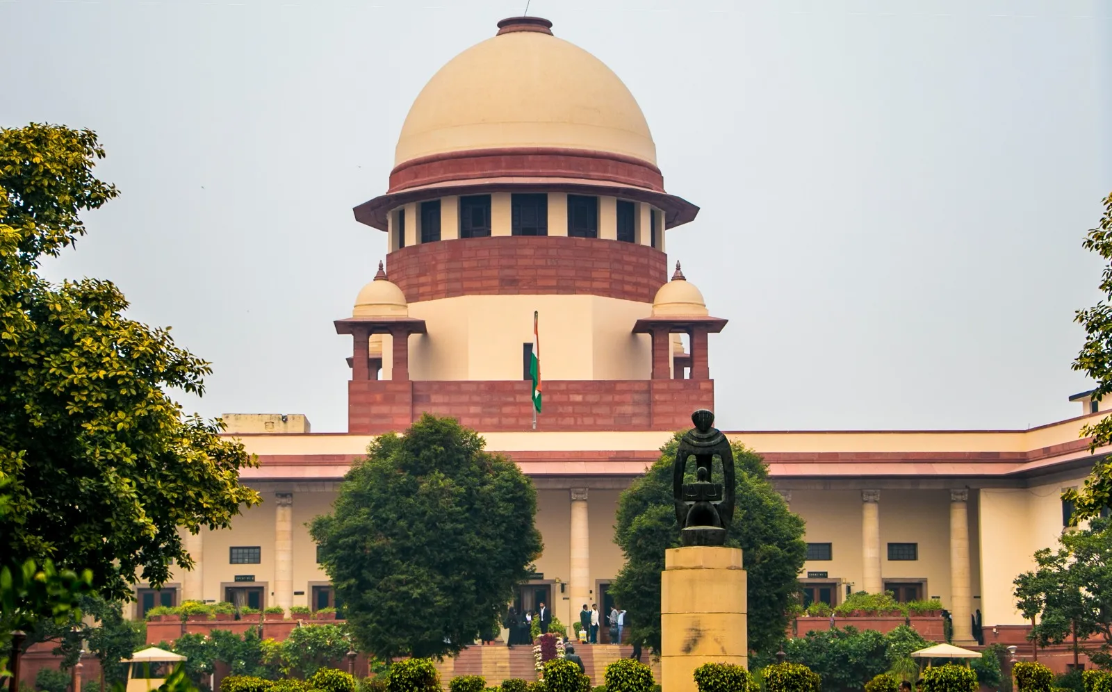 Supreme Court's Major Decision: Caste Status Ends on Religious Conversion