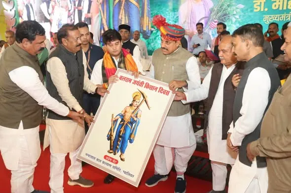 जिसके हाथ में हल, वही है देश का असली बल - मुख्यमंत्री डॉ. यादव